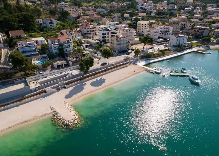 Gracia & Toni Apartment *