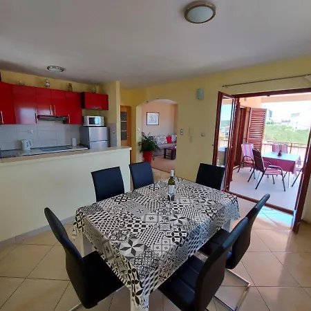 Gracia & Toni * تروغير