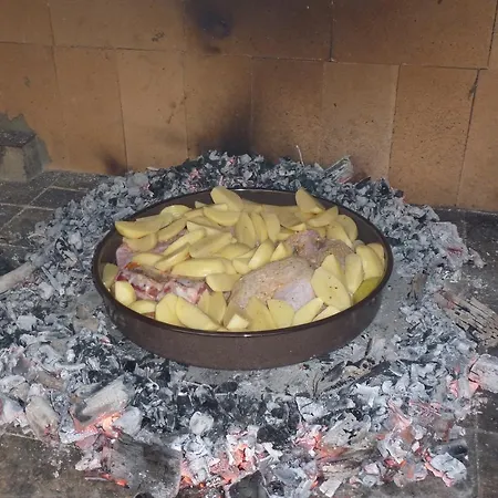 Gracia & Toni شقة