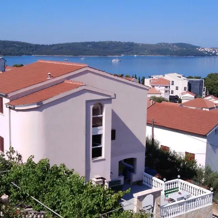 شقة Gracia & Toni