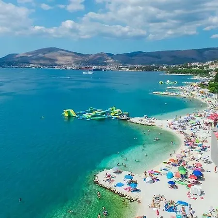 Gracia & Toni شقة *