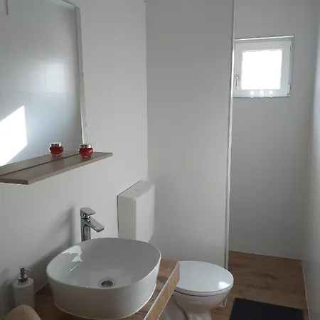 Gracia & Toni شقة *