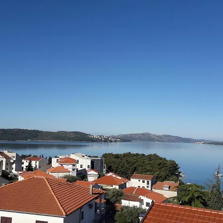 شقة Gracia & Toni *