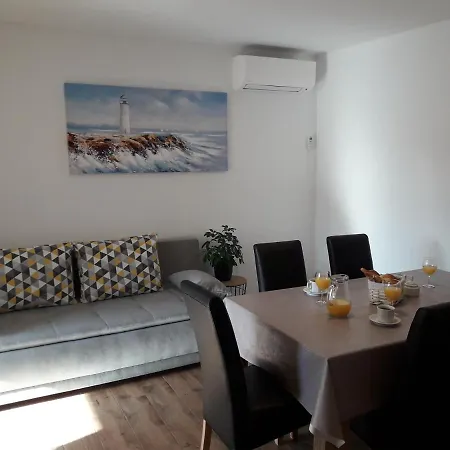 Gracia & Toni Apartament Trogir