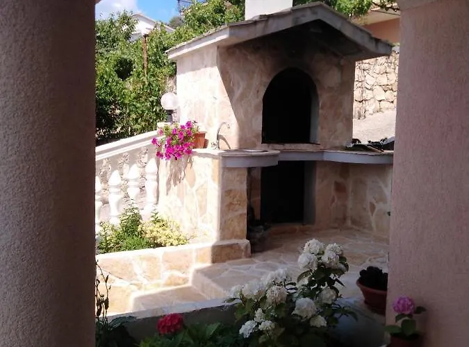 Gracia & Toni Lägenhet *