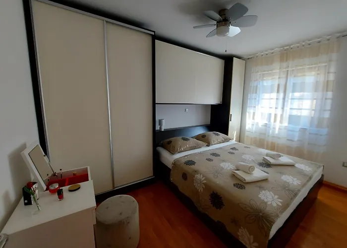 Lägenhet Gracia & Toni *